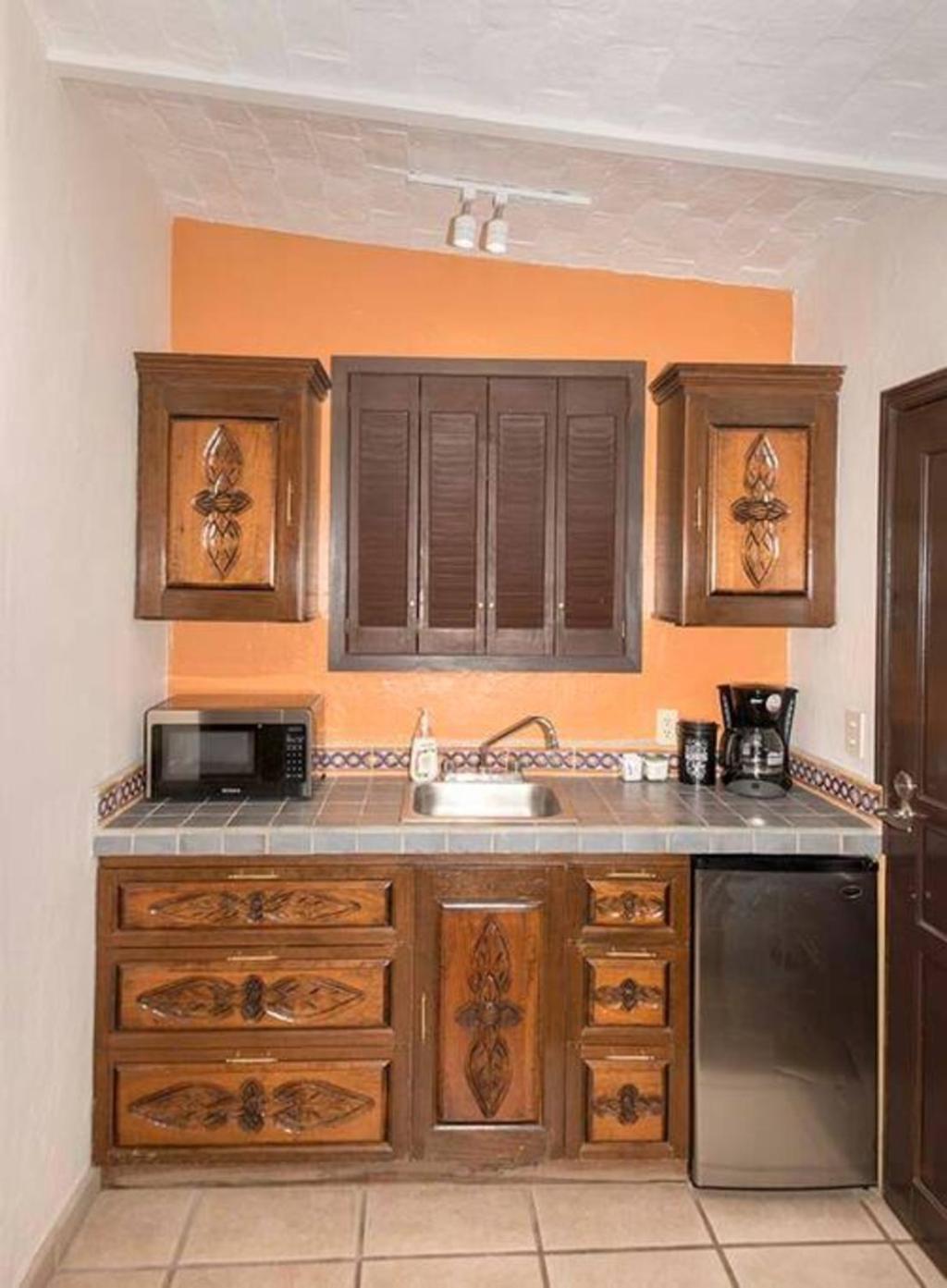 Enjoy Ac In The Penthouse At Inn Ахихик Екстер'єр фото